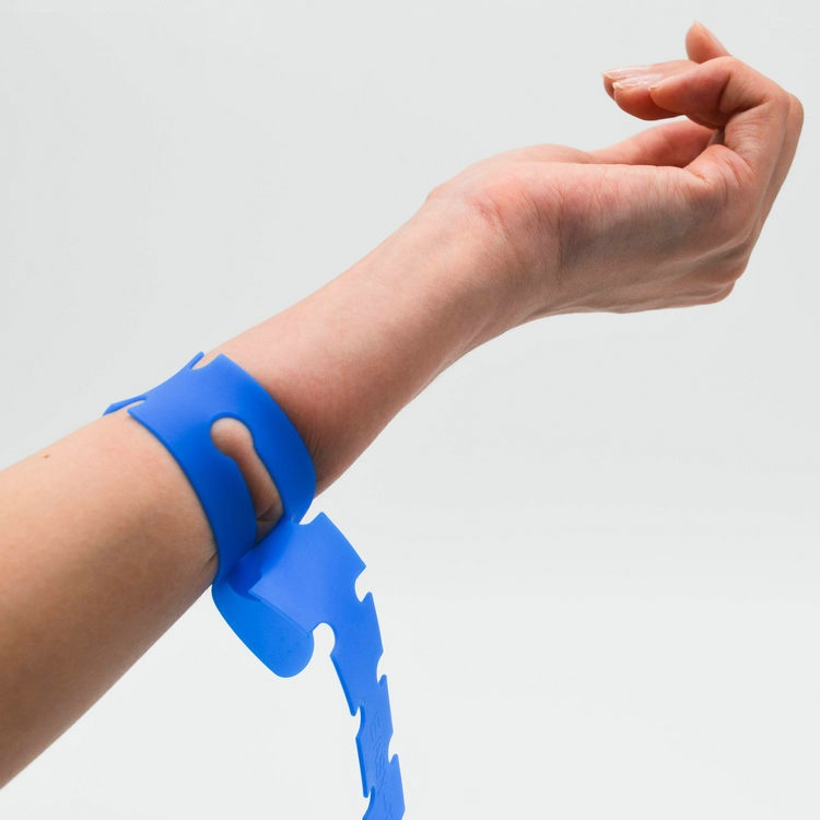 Patented silicone fishbone disposable tourniquet for blood draws
